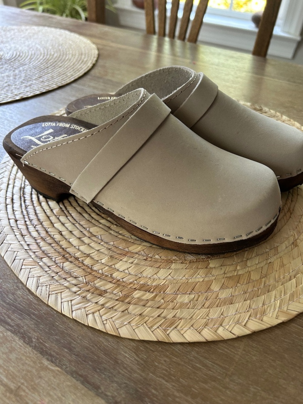 Lotta Taupe Leather and Dark Low Wood Clogs for Women Size EU 35 / US 5